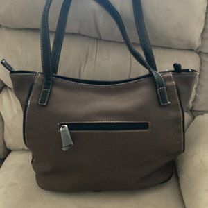 DESIGNER PURSE / TOTE by ALFRED DUNNER ~ NEW WITH TAGS!